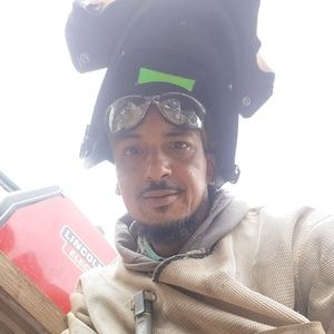 Meet your Posher, Alton